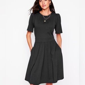 NWT Boden Louisa Short Jersey Dress in Black - Size 2P